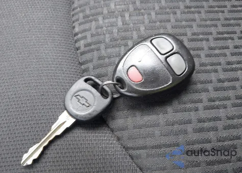 2009 Chevrolet Traverse Lt из США, поврежденный, VIN 1GNER23D19S176084